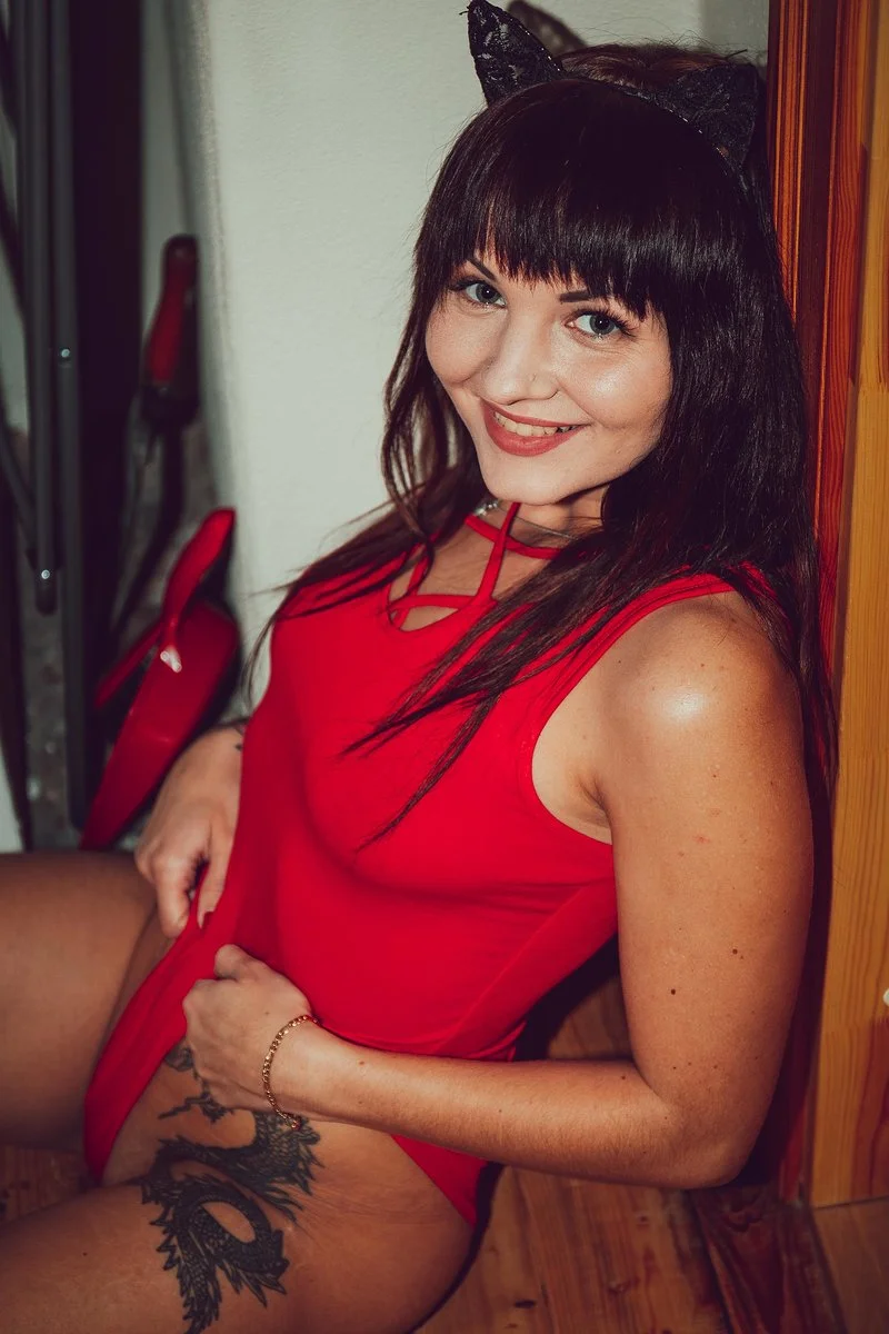 Анжела